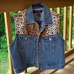 Denim / leopard print vest